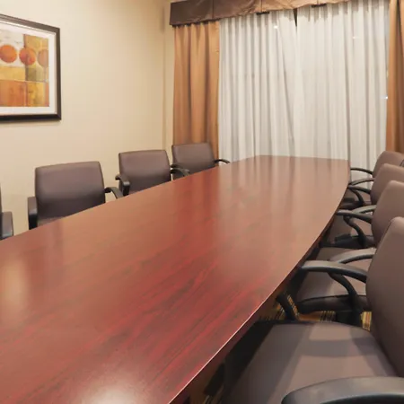 Holiday Inn & Suites Mansfield-Conference Ctr-3